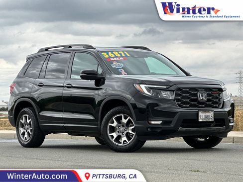 Used 2023 Honda Passport TrailSport image 1