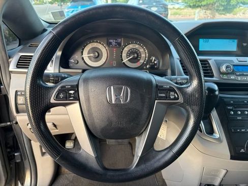 Used 2011 Honda Odyssey EX image 23