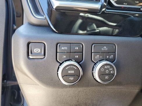 New 2026 GMC Sierra 1500 Elevation w/ X31 Off-Road Package AWD/4WD image 31