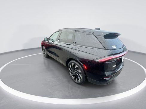 New 2026 Lincoln Nautilus Reserve w/ Jet Appearance Package AWD/4WD image 6