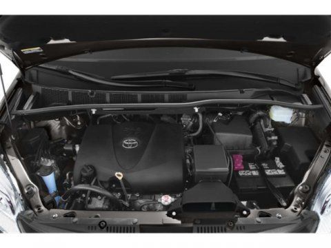 Used 2020 Toyota Sienna XLE w/ XLE Navigation Package AWD/4WD image 16