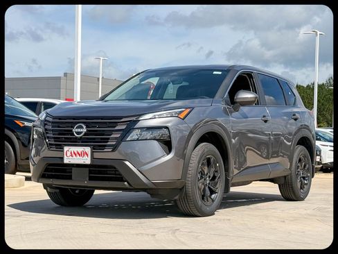 New 2026 Nissan Rogue SV FWD image 2