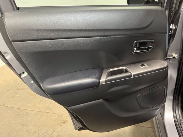 Used 2024 Mitsubishi Outlander Sport SE AWD/4WD image 16