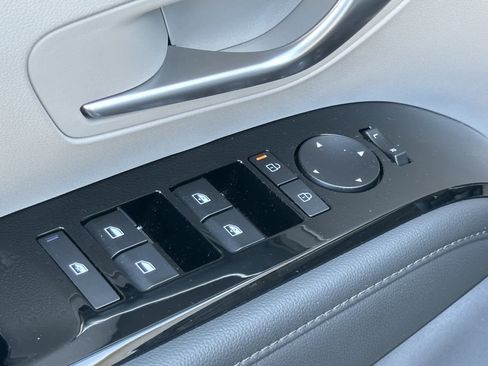 Certified 2025 Hyundai Tucson Limited image 14