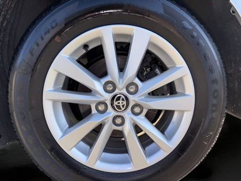 Used 2025 Toyota Camry LE FWD image 9
