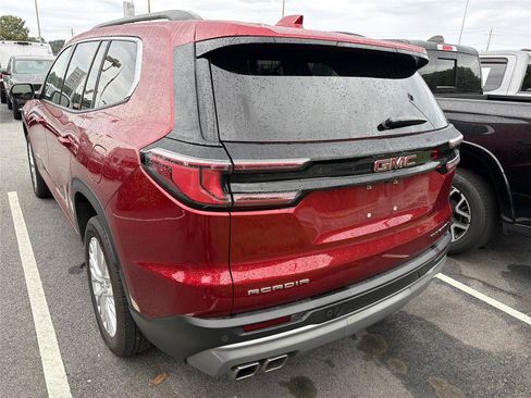 Used 2024 GMC Acadia Elevation w/ Luxury Package FWD image 5