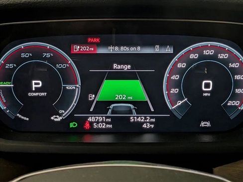 Certified 2023 Audi e-tron GT Premium Plus image 8