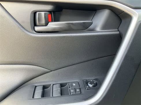 Used 2025 Toyota RAV4 LE image 14