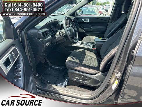 Used 2020 Ford Explorer XLT AWD/4WD image 9