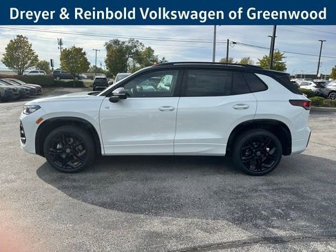 New 2026 Volkswagen Tiguan SE R-Line image 4