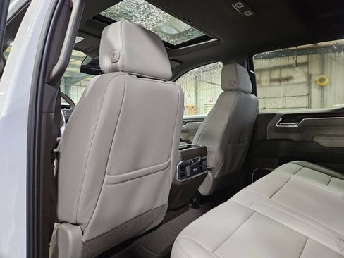 New 2026 GMC Sierra 1500 SLT w/ SLT Convenience Package AWD/4WD image 27