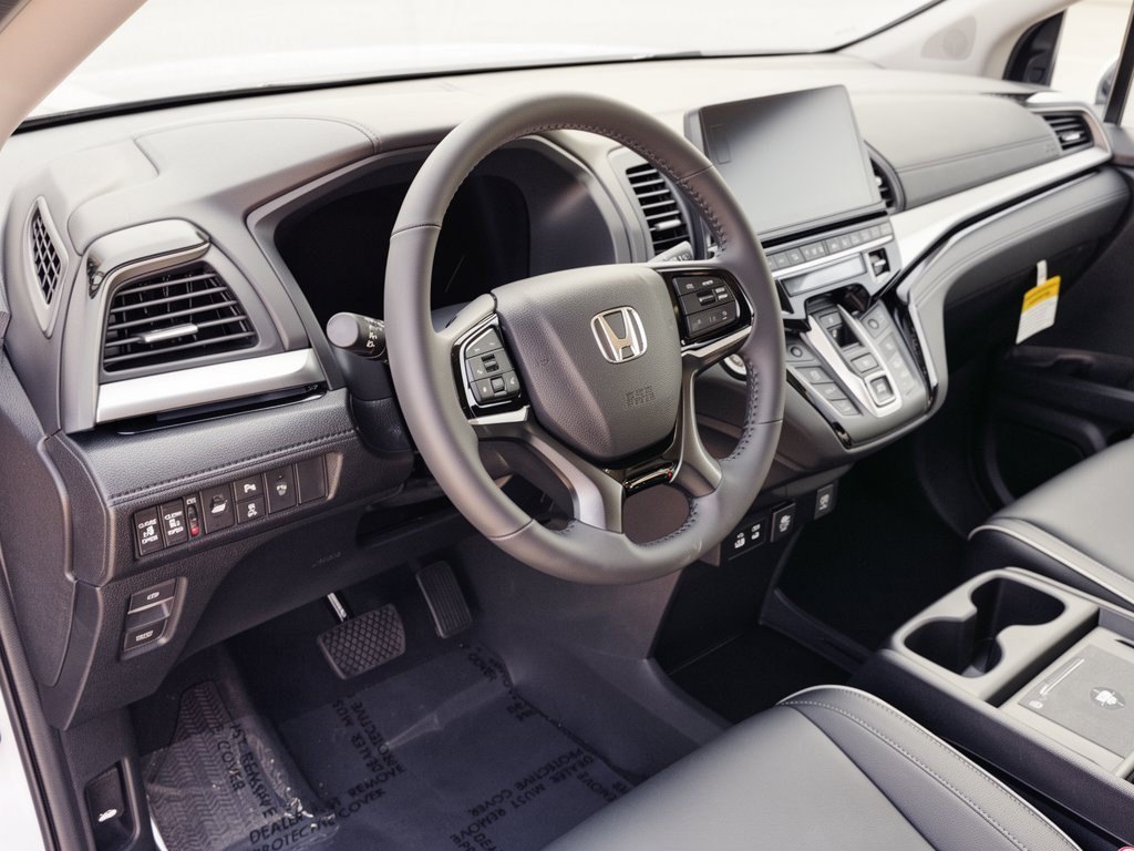 New 2027 Honda Odyssey Touring image 4