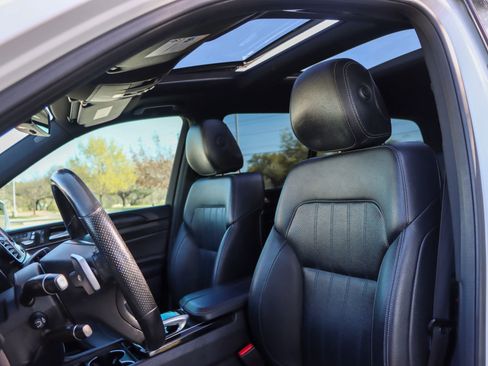 Used 2017 Mercedes-Benz GLS 450 4MATIC image 15