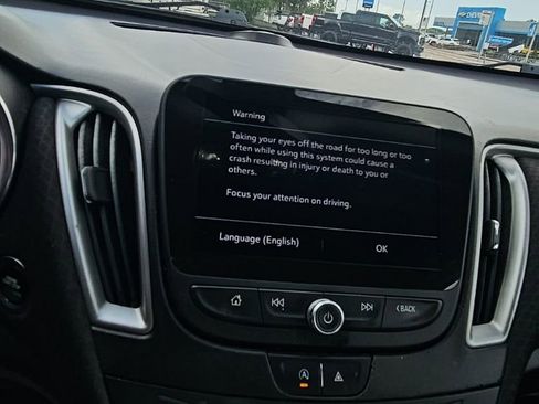 Used 2022 Chevrolet Malibu LT FWD image 16