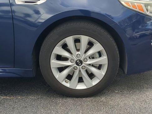 Used 2016 Kia Optima LX w/ Option Group 014 FWD image 11