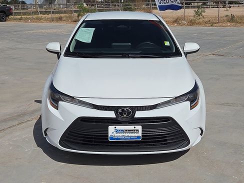 Used 2024 Toyota Corolla LE FWD image 8