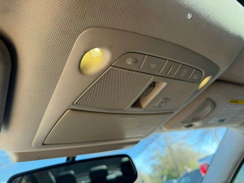 Used 2014 INFINITI Q50 Premium w/ Navigation Package image 19