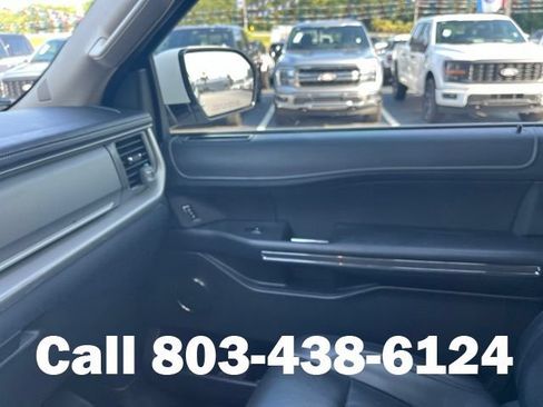 Used 2022 Ford Expedition Max XLT AWD/4WD image 32
