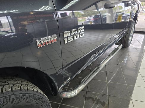 Used 2017 RAM 1500 Express w/ Express Value Package image 21