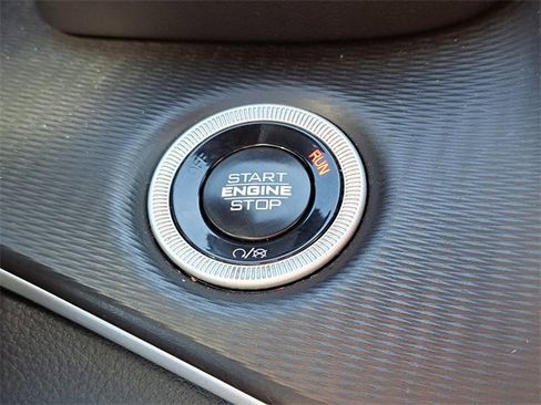 Used 2024 Jeep Grand Cherokee Altitude image 25