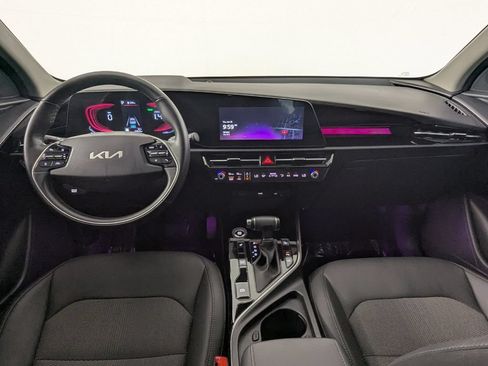 Used 2024 Kia Niro EX FWD image 14