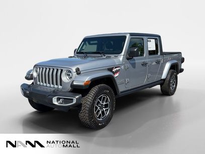 Used 2020 Jeep Gladiator Overland w/ Uconnect 4C Nav & Sound Group