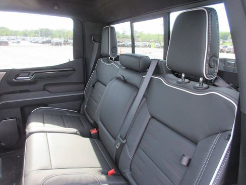 New 2026 GMC Sierra 1500 AT4X AWD/4WD image 16