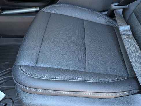 New 2026 Chevrolet Equinox EV LT AWD/4WD image 13
