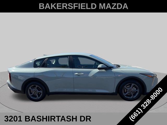 Used 2025 Kia K4 FWD image 6