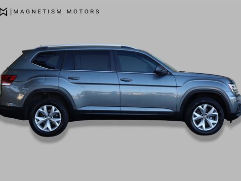 Used 2019 Volkswagen Atlas SE w/ Towing Package image 3