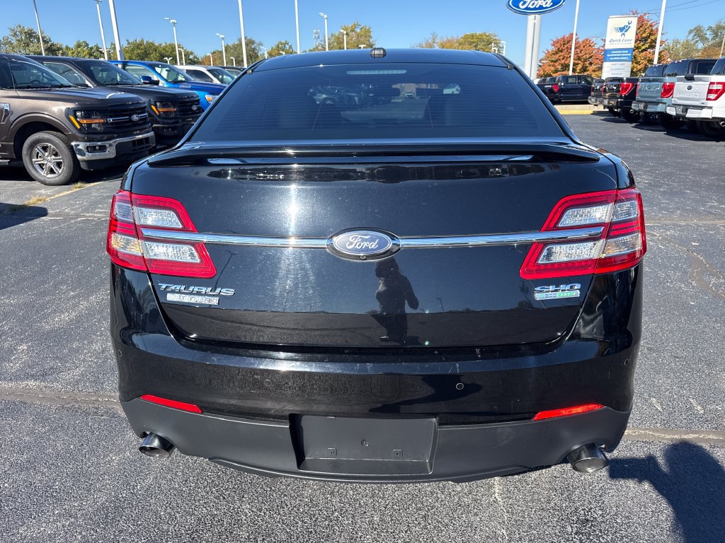 Used 2016 Ford Taurus SHO w/ Equipment Group 401A AWD/4WD image 8