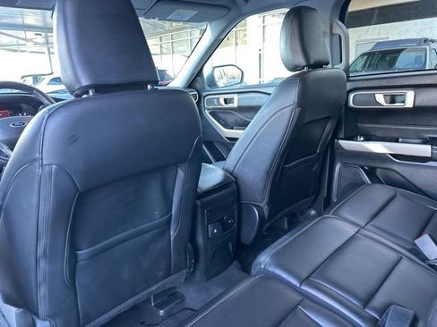 Used 2023 Ford Explorer XLT w/ Equipment Group 202A AWD/4WD image 25