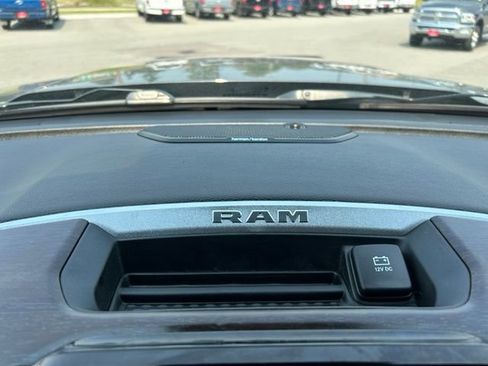 Used 2023 RAM 3500 Laramie AWD/4WD image 18