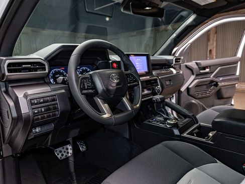 Used 2026 Toyota Tacoma TRD Sport image 13