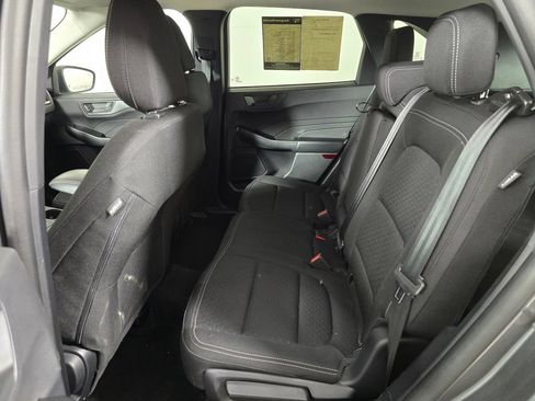 Used 2025 Ford Escape Active AWD/4WD image 16