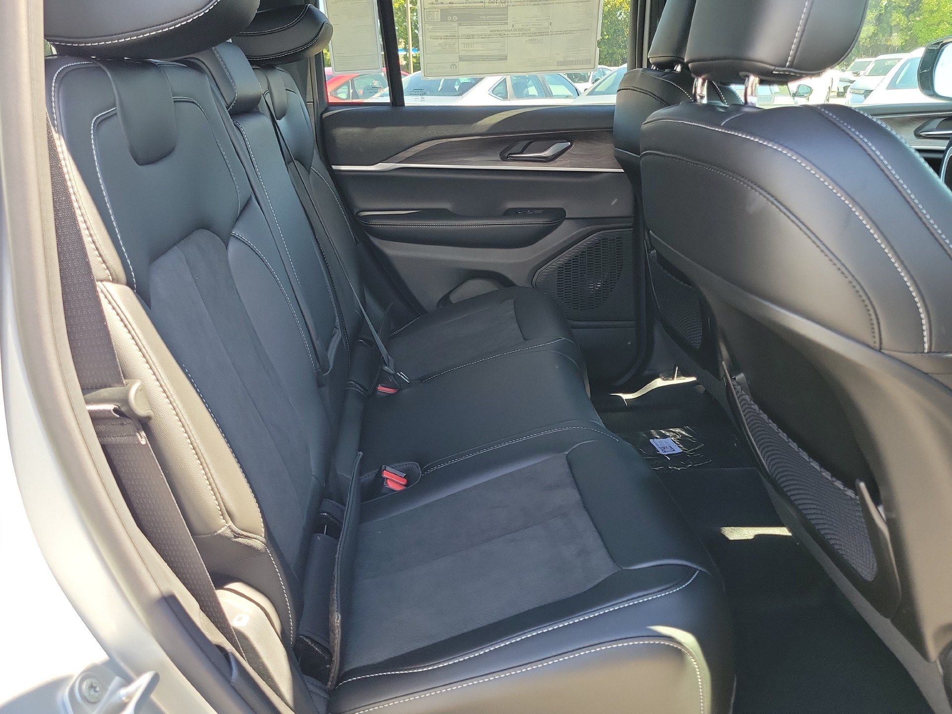 New 2026 Jeep Grand Cherokee Altitude RWD image 17