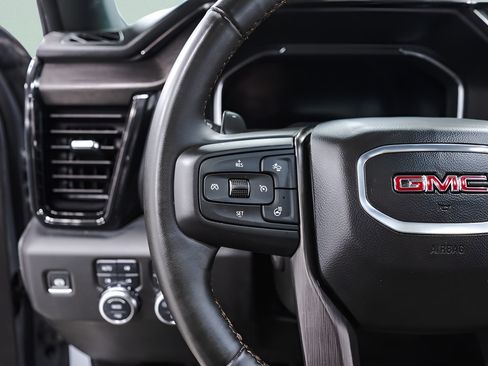 Used 2024 GMC Sierra 1500 AT4 w/ AT4 Preferred Package AWD/4WD image 12