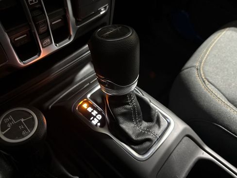 New 2026 Jeep Gladiator Sport AWD/4WD image 16