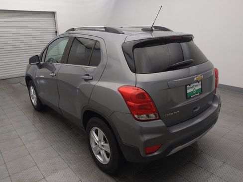 Used 2020 Chevrolet Trax LT w/ Driver Confidence Package AWD/4WD image 5