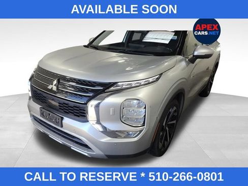 Used 2023 Mitsubishi Outlander SE AWD/4WD image 1