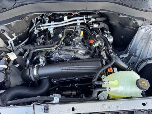 New 2026 Ford Explorer Active w/ Active Comfort Package image 37