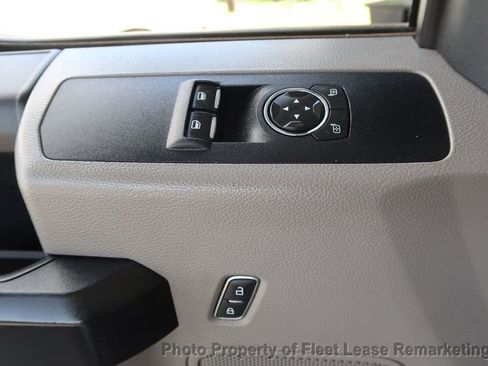 Used 2018 Ford F250 XL w/ Power Equipment Group image 31