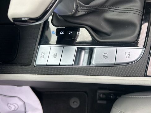 Certified 2026 Hyundai Elantra Limited FWD image 26