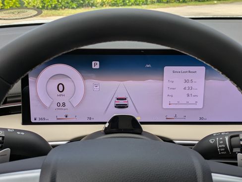 New 2026 Genesis GV70 2.5T Select image 24