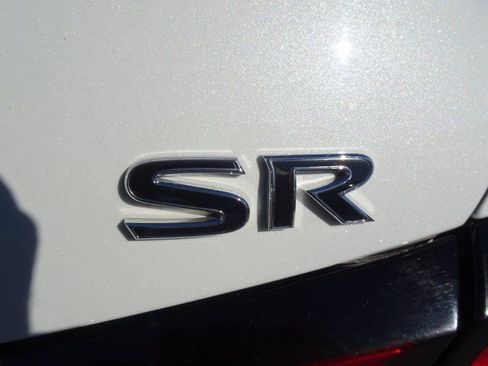 Used 2022 Nissan Altima 2.0 SR image 36