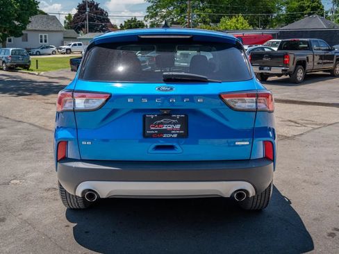 Used 2020 Ford Escape SE FWD image 7