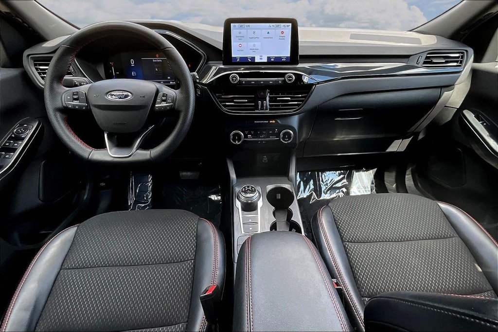 Used 2025 Ford Escape ST-Line FWD image 9