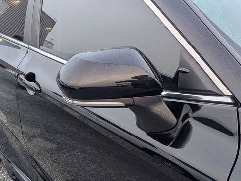 Used 2022 Toyota Camry SE w/ Audio Upgrade Package image 10