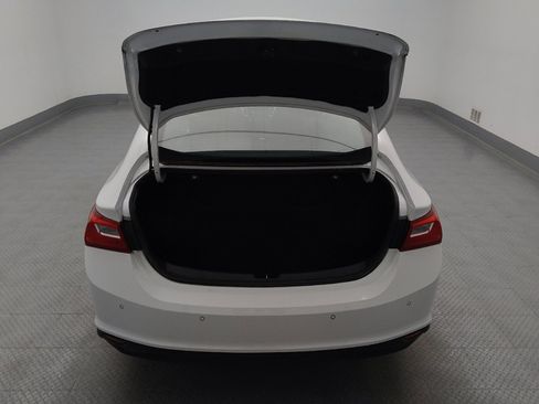 Used 2021 Chevrolet Malibu LS w/ Driver Confidence Package II FWD image 29