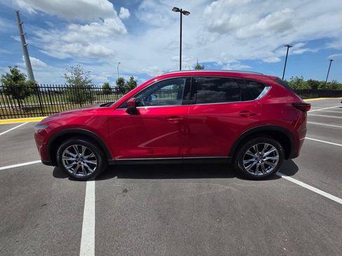 Used 2021 MAZDA CX-5 Signature AWD/4WD image 8